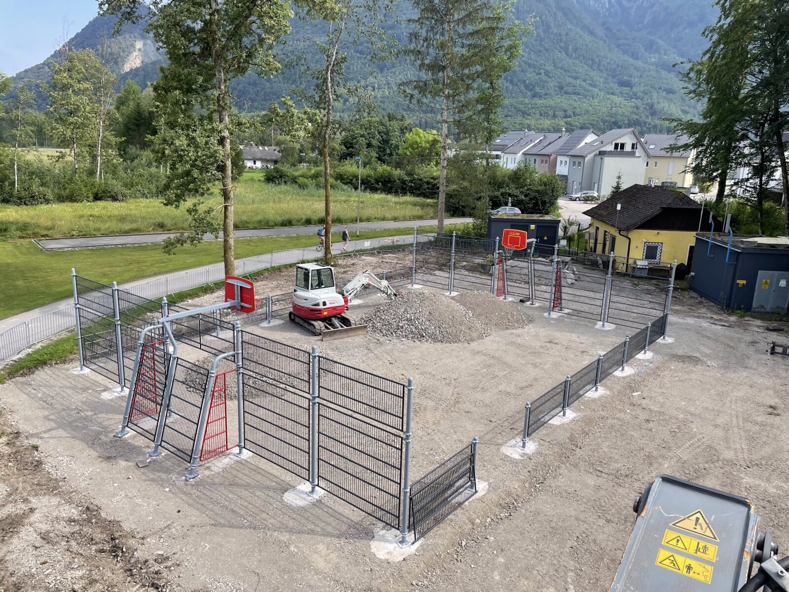 Spielplatz Ausbau von Erdbau Schlager